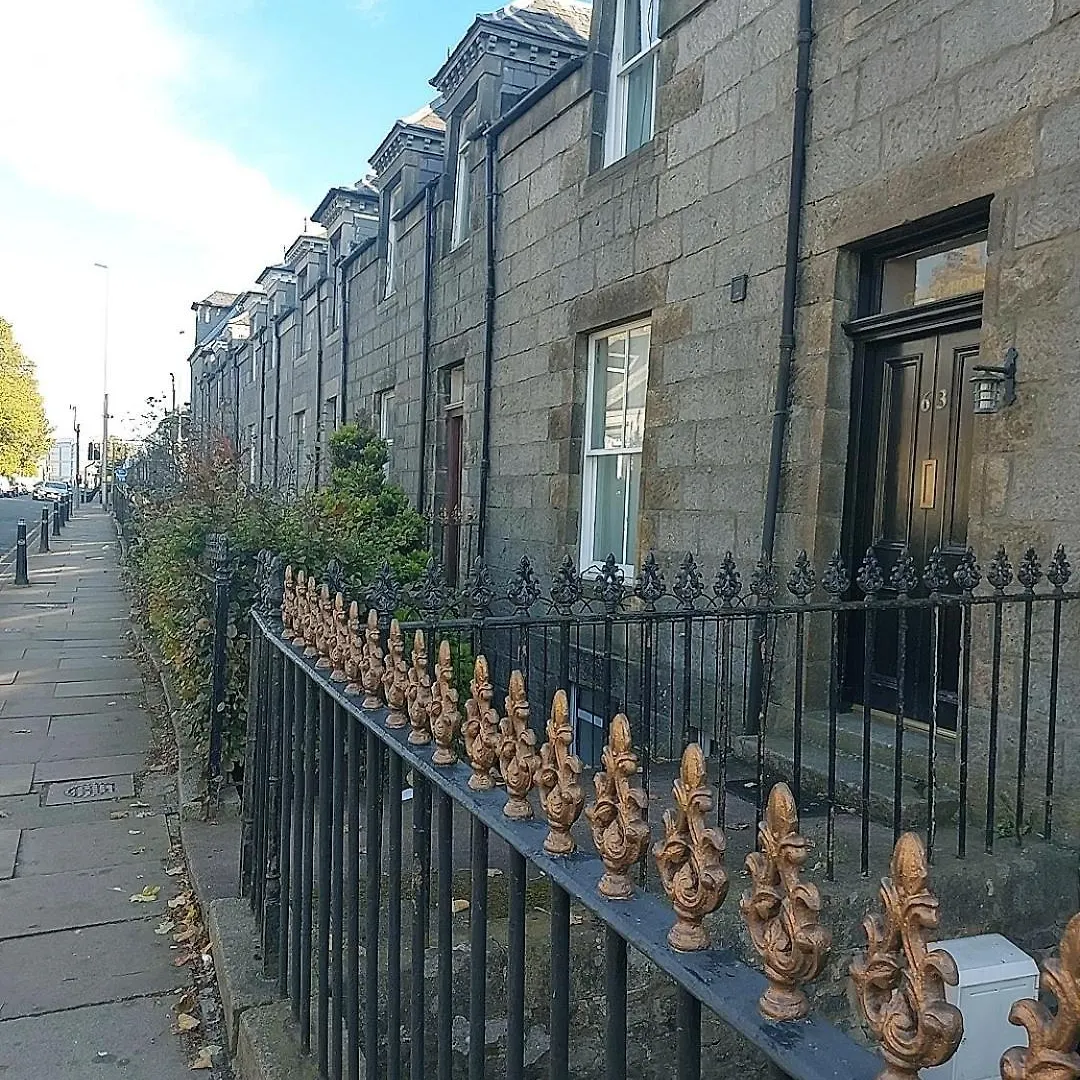 Hallmark Guest House Aberdeen Bed & Breakfast